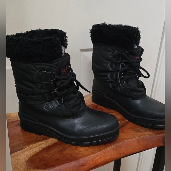 Sorel Women's Black Winter Boots Size 9 - Picture 4 of 15